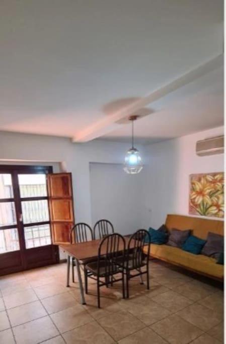 Apartament Corrala De San Anton. Sencillo En Pleno Centro *