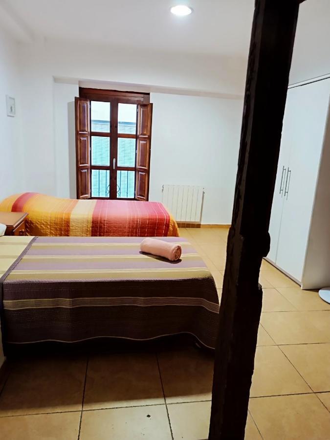 Apartament Corrala De San Anton. Sencillo En Pleno Centro